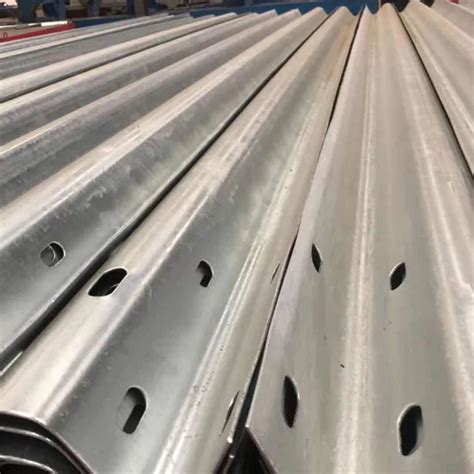 Mm Steel Hot Dip Galvanized W Beam Highway Guardrail Zinc Coating