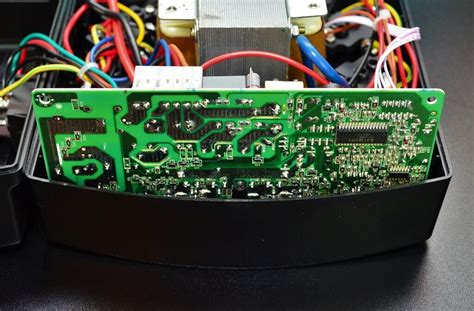 Обзор источника бесперебойного питания SVEN UP-L1000E