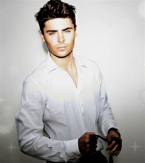 Zac Efrons Naked Pics From The Set Of Dirty Grandpa Surface Online