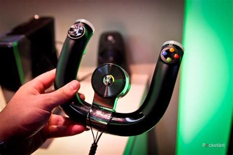 Microsoft Xbox 360 Wireless Speed Wheel hands-on