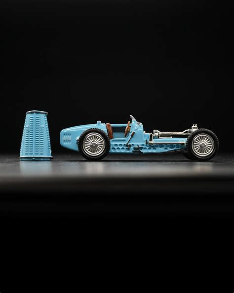 Hot Wheels Elite Bugatti Type Ripituc