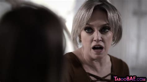 Busty Stepmom Lesbian MILF Tribbing With Stepdaughter