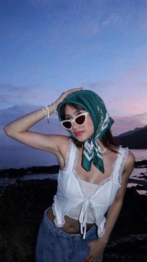 Bini Sheena In Pretty Brunette Pretty Selfies Pretty Babe