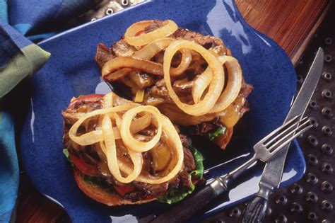 Caramelized Onion Steak Sandwich Usa Onions
