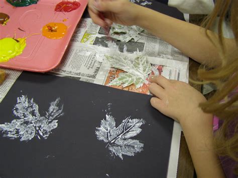 Welcome to Mrs. Peterson's Art Class!: Leaf Printing