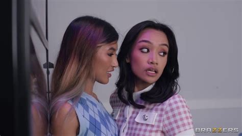 Clara Trinity Jade Kimiko Cramming For Pussy P