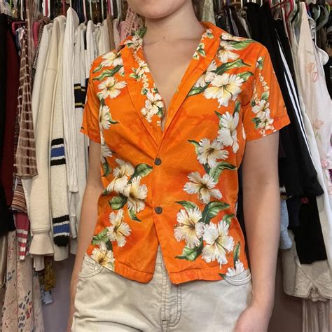 Bright Orange Hawaiian Shirt 🌺 Great To Wear As A Depop