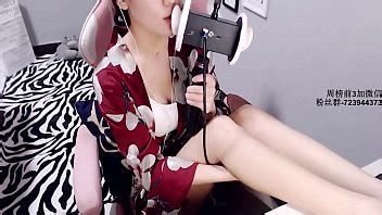 Sig Myoli escotado piernas hermosas tentación lamiendo orejas y XVIDEOS