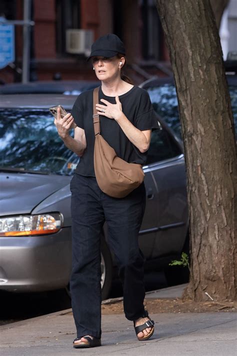 Julianne Moore - Out in West Village 08/24/2022 • CelebMafia