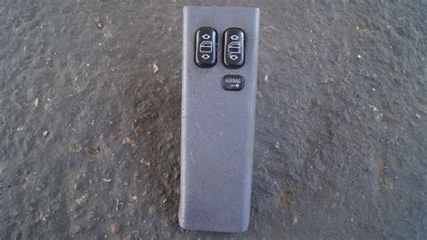 Бутони ел стъкла Мерцедес А140 -82к.с.-1998г.