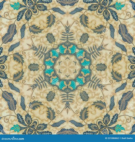 Pola Simetris Abstrak Batik Indonesia Dalam Warna Krem Motif Bunga