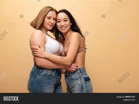 Naked Figure Huging Black Women Photos Motherless Porn Pics