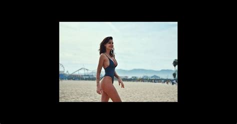 Jade Leboeuf Torride En Bikini L Approche De Son Mariage
