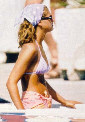 Hot Sexy Madeleine Kunin Bikini Pics