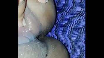 Se Masturba Mientras Yo Trabajo XVIDEOS