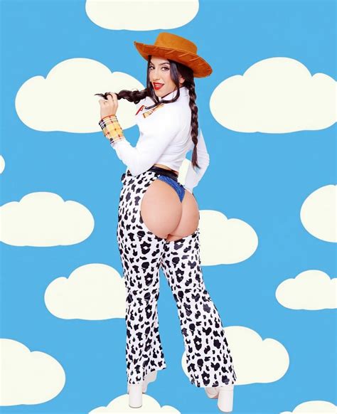 Experts Warn: The SHOCKING Truth About The Lenatheplug Leak - Truth or