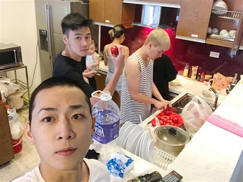 Gia Nh Hot Nh T Mxh L I Khoe Nh C Ng Nhau I Ch I Khi N D N M Ng Kh Ng Like Kh Ng C