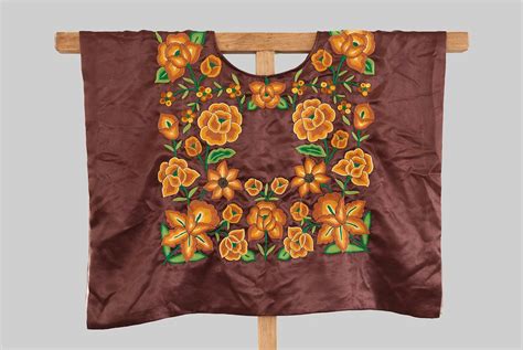 Huipil Oaxaqueño Blusa De Tehuana Flores Bordados A Mano De Forma