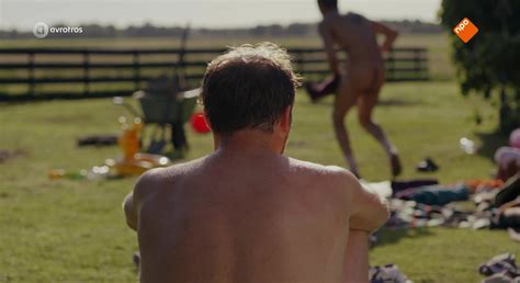 Group NAKED MEDITATION ThisVid