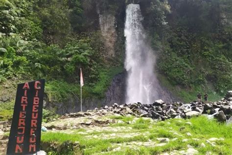 Curug Cibeureum Pesona Air Terjun Yang Memukau Di Kebun Raya Cibodas