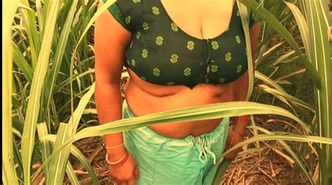 Desi Bhabhi Ki Chudai Munh Aur Gand Mein Ganne Ke Khet Mein Indian Porn Video XHamster