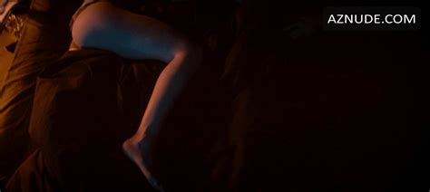 HOUSEWIFE NUDE SCENES AZNude