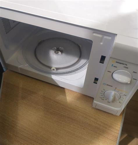 Обзор микроволновой печи BBK 20MWS-705M/W Обзоры пользователей