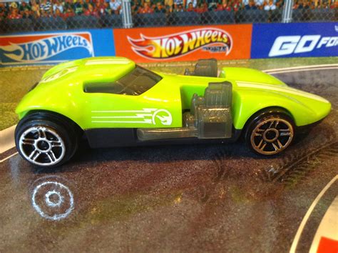 JULIAN S HOT WHEELS BLOG McDonald S Happy Meal Hot Wheels Toys Team Hot Wheels Complete