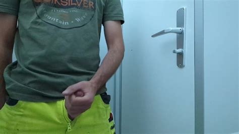 Construction Worker Got Horny And Wanked His Nice Cock At Work Pornhub