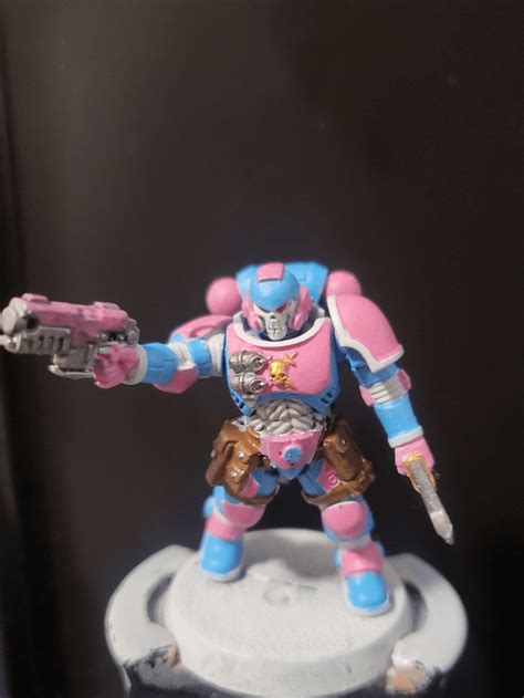 Finally Female Space Marine Rminipainting