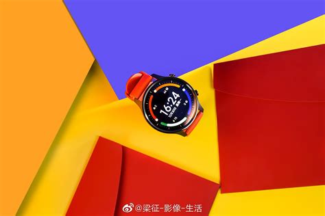 Умные часы Xiaomi Watch Color красуются на живых фото прямо перед ...
