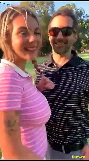 Golfsexを視聴 Golf Doggy Fansly Porn SpankBang