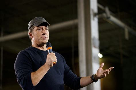 Mike Rowe’s Dirtiest Job? Cozying Up to Conservatives | The New Republic