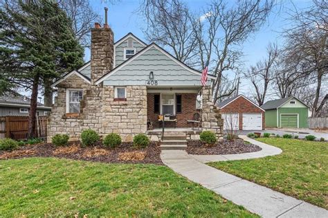408 S Water St Olathe Ks 66061 Trulia