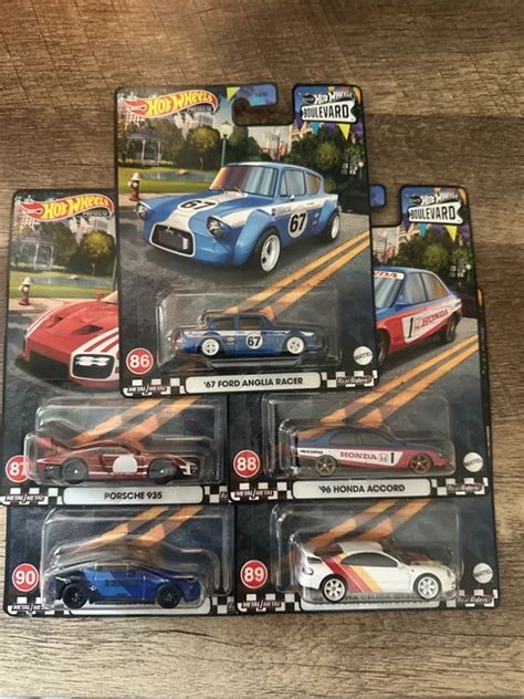 Hot Wheels Premium Boulevard Mix T Set Completo Di Auto Eur Picclick It