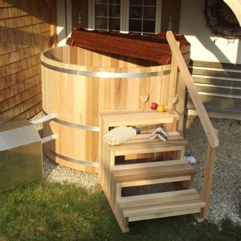 Hot Tub Red Cedar Wood Wellness And Garden