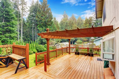 Designing the Perfect Outdoor Deck - Hamill Creek Timber Homes