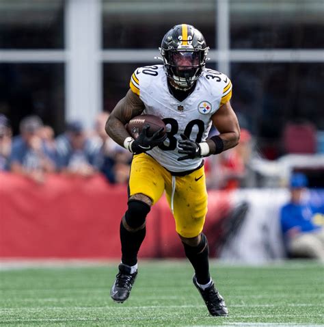 Behind the Scenes: The Story Behind Steelers’ Colors 4