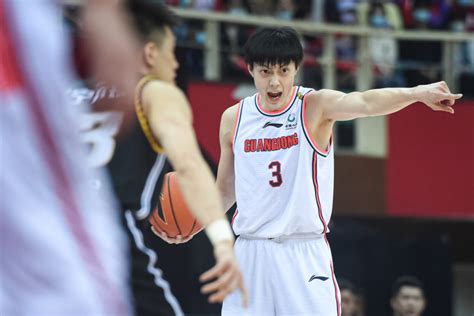 从“胡椒仔”到fmvp，玉面少年胡明轩有颗坚韧的心腾讯新闻