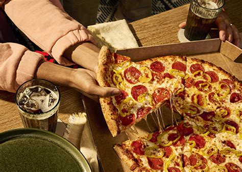 Dominos Introduces New York Style Pizza
