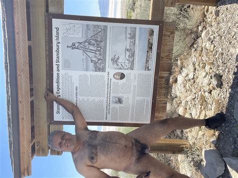 Naked On The Island Pics Xhamster