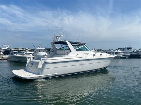 2001 Tiara Yachts 4000 Express Express Cruiser For Sale Yachtworld