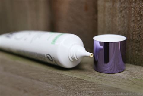 L Oreal Nude Magique Anti Redness CC Cream Finally A CC Cream That