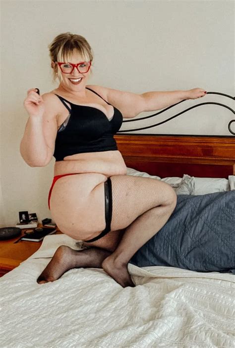 Thigh Highs On A Fat Milf Nude Pics Xhamster