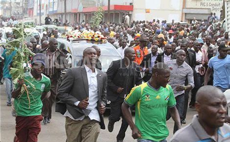 Pictures Tears And Sorrow As Body Of Otieno Kajwang Arrives In Kisumu