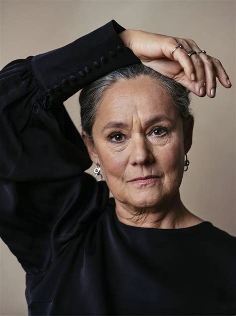 Pernilla August om beslutet att åldras naturligt | Femina