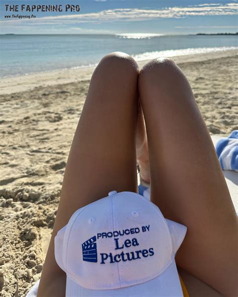 Irina Shayk Sexy In Bikini At New Year Photos The Fappening