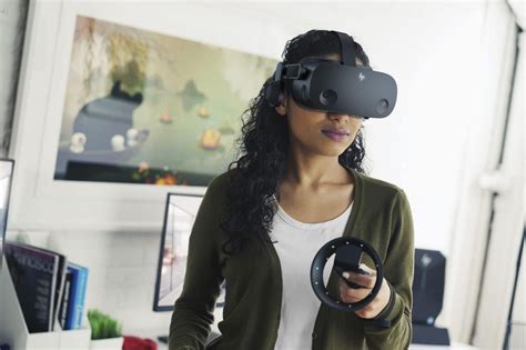 HP Reverb G2 virtual reality headset is set to ship in November