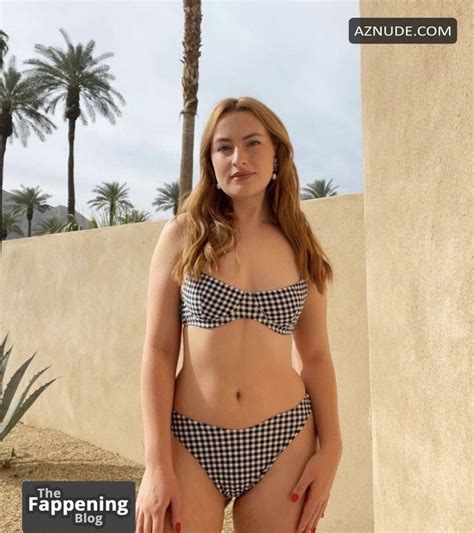 Amelia Dimoldenberg Sexy And Hot Photos Collection AZNude