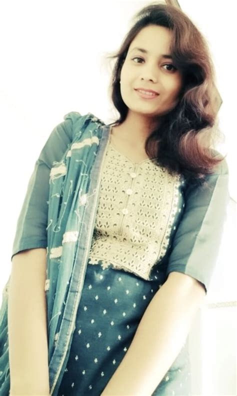 Can I Get Nudes And Non Nudes Of This Pakistani Babe Replies NameThatPorn